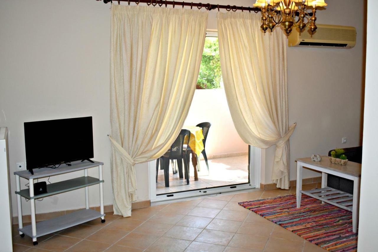 Kakia 2 Bedroom Apartment Закінф Екстер'єр фото